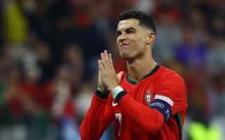 Portugal vs Slovenia: Diogo Costa Pahlawan, Cristiano Ronaldo cs Selamat - JPNN.com