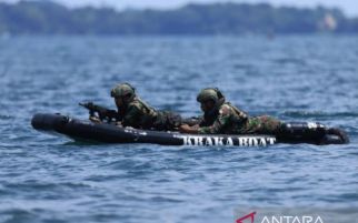 Memperkuat Kemampuan Tempur, Kopaska Latihan Peperangan Laut Khusus - JPNN.com