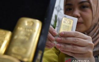 Harga Emas Antam Hari Ini Jumat 3 Januari Melonjak, Berikut Daftarnya - JPNN.com