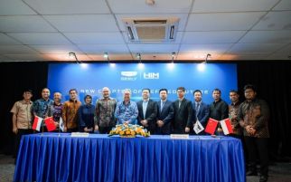 Resmi, PT Handal Indonesia Motor Akan Memproduksi Mobil Geely - JPNN.com