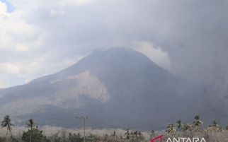 BMKG Imbau Waspadai Potensi Banjir Lahar Gunung Lewotobi Laki-Laki - JPNN.com