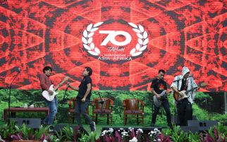 Rayakan 70th KAA, Usman Hamid And The Blackstones Bawakan Album Baru Kritik Sosial - JPNN.com