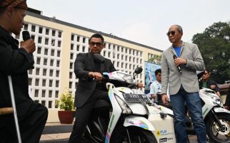 PLN IP Berdayakan Penyandang Disabilitas Untuk Kembangkan Ekosistem Kendaraan Listrik - JPNN.com