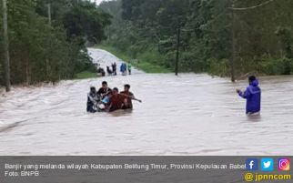 Banjir Parah, 1.300 Warga Belitung Timur Terpaksa Mengungsi - JPNN.com