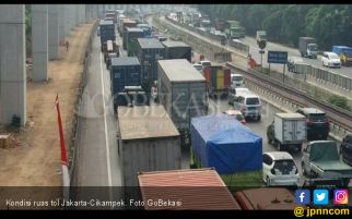 99 Ribu Kendaraan Mudik Bakal Lewati Tol Jakarta-Cikampek - JPNN.com