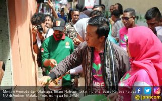 Menpora Ikut Bikin Mural Kebangsaan di Konbes Fatayat NU - JPNN.com