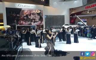 SPG Lexus Tampilkan Koreo Megah Budaya Indonesia - JPNN.com