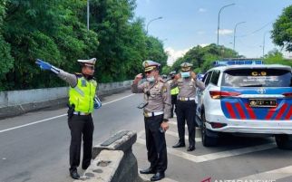 Mengaku Bertugas di Mabes Polri, Alexway Malah Mau Kabur saat Dibawa ke Polda Metro Jaya - JPNN.com