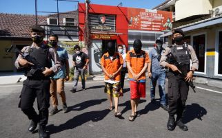 Anggota Polres Tanjung Perak Bergerak Cepat ke Sumenep, Menangkap 2 Orang yang Berbuat Nekat - JPNN.com