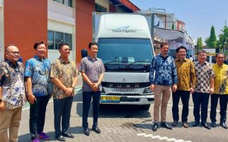 PT Yusen Mengaku Dapat Banyak Untung Setelah Mengoperasikan Mitsubishi Fuso eCanter - JPNN.com