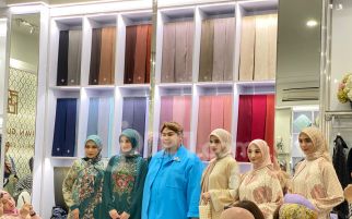 Tren Busana Lebaran 2025, Ivan Gunawan Hadirkan Kingdom of Love - JPNN.com