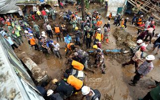 Upaya Pemprov Jabar Menanggulangi Banjir  - JPNN.com