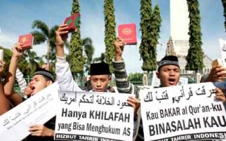 HTI Tentang Keras Rencana Pembakaran Al-quran - JPNN.com