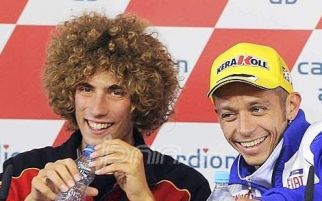 Rossi Akan Sulit Lupakan Kecelakaan Simoncelli - JPNN.com