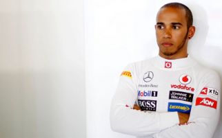 Hamilton Kecewa Performanya Musim Ini - JPNN.com