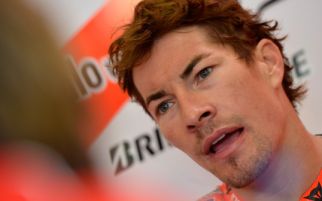 Operasi Nicky Hayden Berjalan Lancar - JPNN.com