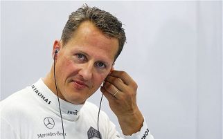 Schumi Lepas Dari Situasi Kritis - JPNN.com