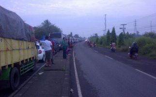 Dari Bekasi Jam 8 Malam, Jam 7 Pagi Masih di Cikampek - JPNN.com