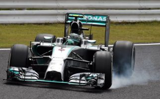 Rosberg Tercepat, Hamilton Crash - JPNN.com