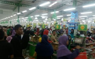 Diskon Besar-besaran, Sirop dan Kurma Jadi Primadona - JPNN.com