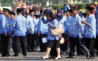 Nah Lho, Gaji ke-13 Dibayarkan Usai Lebaran - JPNN.com