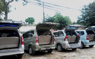 Wihhh, Bisnis Rental Mobil Laris Manis selama Lebaran - JPNN.com