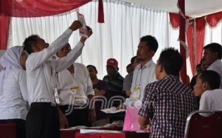 Jokowi Hanya Unggul 45 Suara di TPS Megawati - JPNN.com