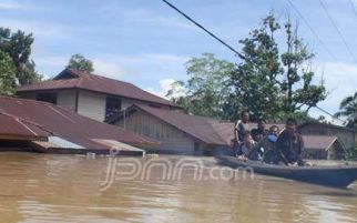 Banjir Terparah Rendam Tujuh Desa di Peso - JPNN.com