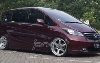 Honda Freed 2010: Aksi Fokus di Kaki - JPNN.com