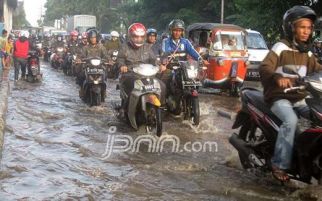 Mengecek Option Part Setelah Motor Menerjang Banjir - JPNN.com