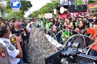 Ratusan Ojol Jogja Berdemo Tuntut Penyesuaian Tarif - JPNN.com Jogja