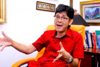 Pria Sudah Loyo Umur 40? Dokter Boyke Beri Tips agar Tetap Jos di Ranjang - JPNN.com NTB