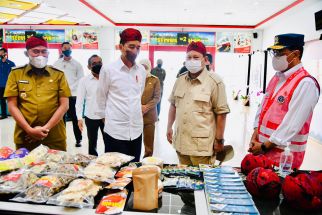 Prabowo Terpaksa Ikuti Jejak Jokowi, Resmikan Bandara Trunojoyo Memakai Ini - JPNN.com NTB
