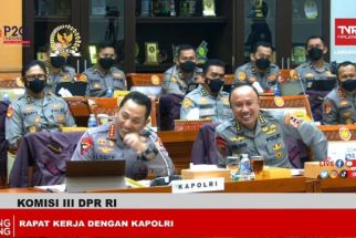 Suara Sayang RDP DPR Bersama Kapolri, dari Kata Aduh hingga Ancam Laporkan ke MKD - JPNN.com Sultra