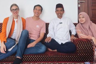 Kebahagiaan Daniel Mananta Menginap di Rumah Ustaz Abdul Somad - JPNN.com NTB