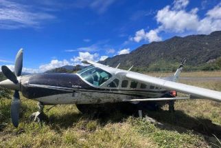 Pesawat Smart Air Tergelincir di Intan Jaya, Begini Kondisi Pilot dan Penumpang - JPNN.com Papua