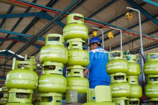 Per 1 Januari 2024, LPG 3 Kg Cuma Bisa Dibeli Pengguna Terdaftar, Yang Belum? - JPNN.com Jatim