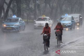 Cuaca Jawa Tengah, Senin (8/7), Simak Daerah yang Dilanda Hujan Lebat - JPNN.com Jateng