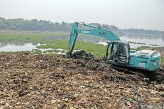 Walhi Dukung Program Pengurangan Sampah Plastik di Padang - JPNN.com Sumbar
