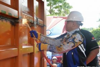 Aksi Sopir Truk Blokade Jalan Tol Purbaleunyi, Begini Kata Jasa Marga - JPNN.com Jabar