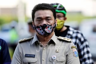 Ariza Bersama IARMI Sebar 100 Paket Sembako di Jakut - JPNN.com Jakarta