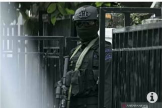 Densus 88 Tangkap 4 Terduga Teroris di Sragen, Sukoharjo, dan Batang  - JPNN.com Jateng