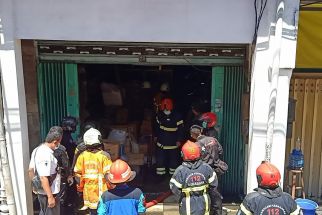 Sebuah Ruko di Genteng Besar Surabaya Terbakar, Satu Orang Tewas - JPNN.com Jatim