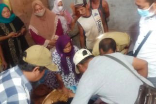 Gadis 13 Tahun Tewas Gantung Diri Gara-gara Tak Dibelikan Ponsel - JPNN.com Jatim