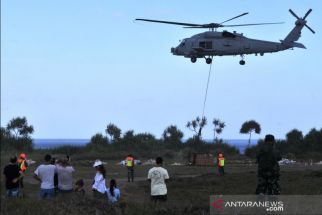 HMAS Canberra Merapat di Perairan Bali, Terjunkan Heli MH-60R, Ternyata Ini Maksudnya - JPNN.com Bali