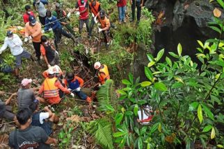 Cewek 20 Tahun Tewas Tanpa Busana di Dasar Jurang di Gianyar, Oh My God! - JPNN.com Bali