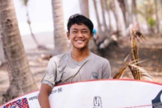 Atlet Bali Ryuki Waida Borong Emas Ekshibisi Selancar Ombak PON Papua, Selamat  - JPNN.com Bali