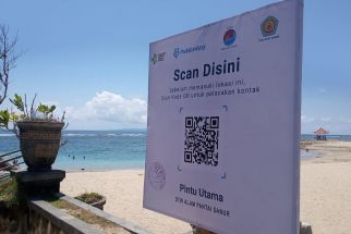 Tukang Parkir Hingga Pedagang Lumpia Pantai Sanur Pakai Kode QR Akses Pedulilindungi - JPNN.com Bali