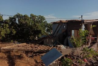 Gubernur Koster Komitmen Santuni Korban Gempa Karangasem, Sebegini Nilainya - JPNN.com Bali