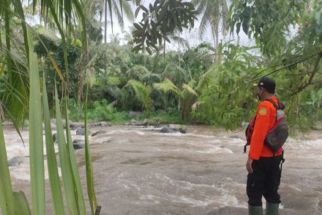 4 Remaja NTB Terseret Arus Sungai Jangkok, Satu Meninggal, Satu Selamat, Dua Hilang, OMG - JPNN.com Bali